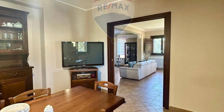 20250922115035-986014-22