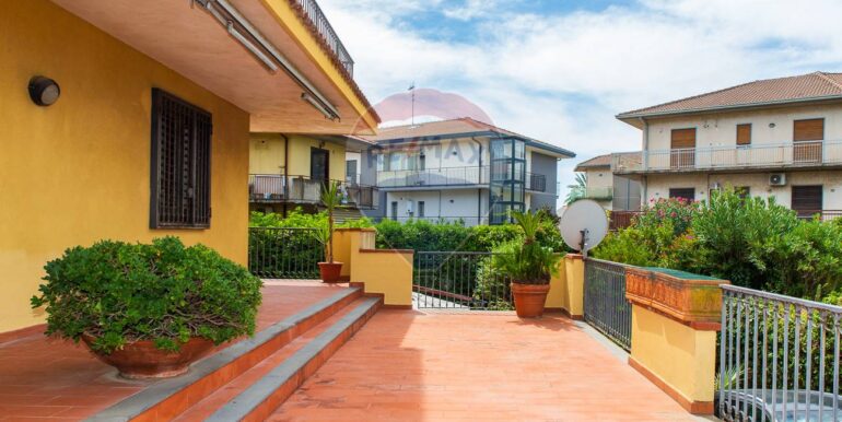 20250922155259-985752-18