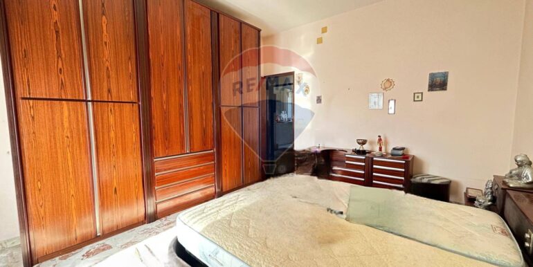 20250922174656-986331-11