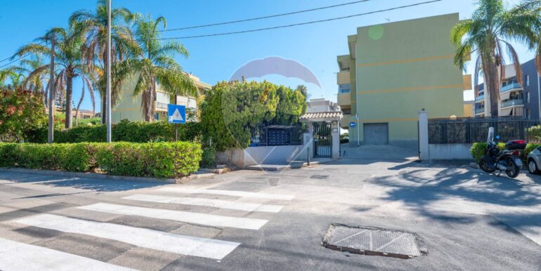 20250923101209-986004-2