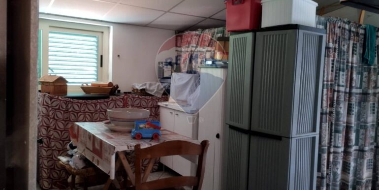 20250923230901-986645-7