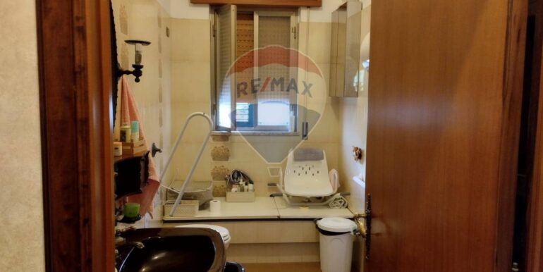 20250923230910-986645-9