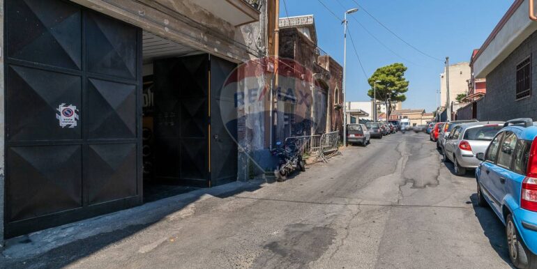 2025092390507-986394-3