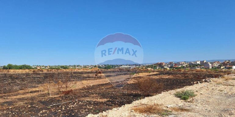 2025092394448-986231-3