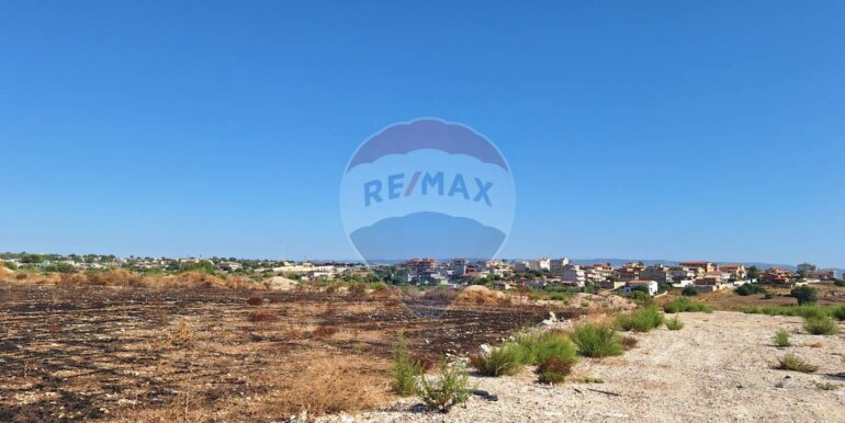 2025092394452-986231-4