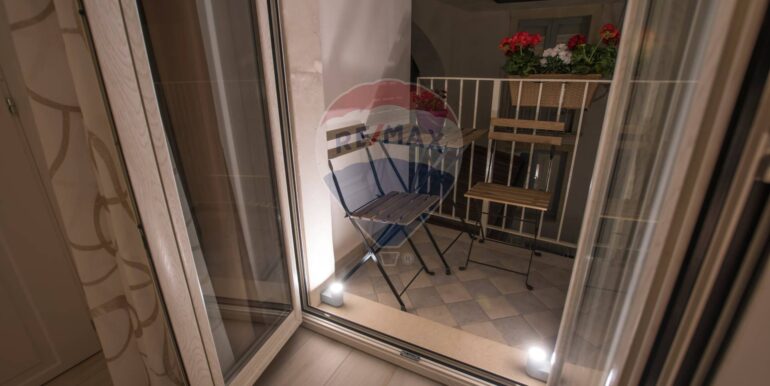 20250924105318-986689-15