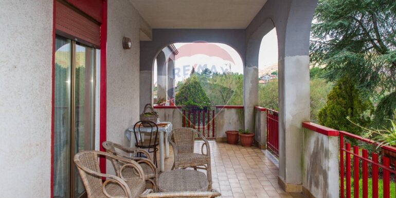 20250924152335-987025-8