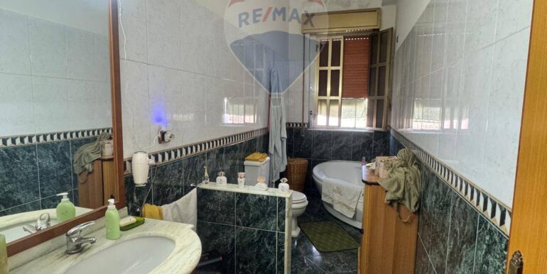 20250925103704-987502-17