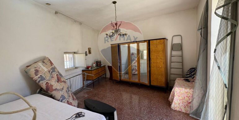 20250925190549-986480-8