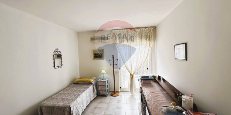 20250926123446-986528-8