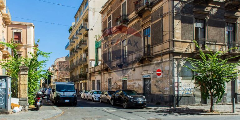 20250929122129-986646-11