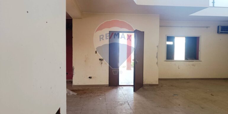 20250929150038-988998-17