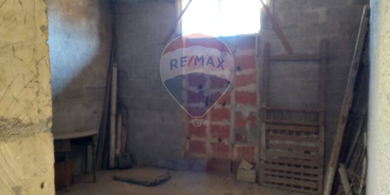 20250929214311-983603-5