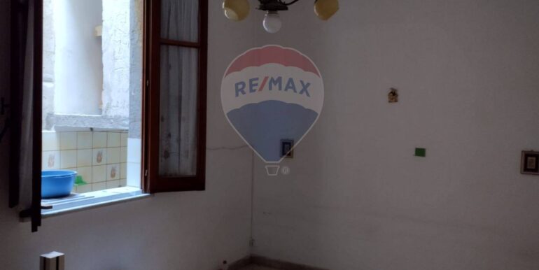 20250929214315-983603-7