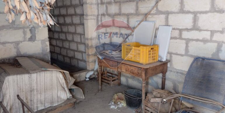 20250929214323-983603-10