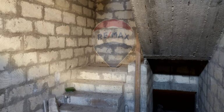 20250929214336-983603-15