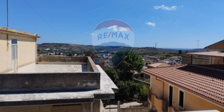 20250929214341-983603-17