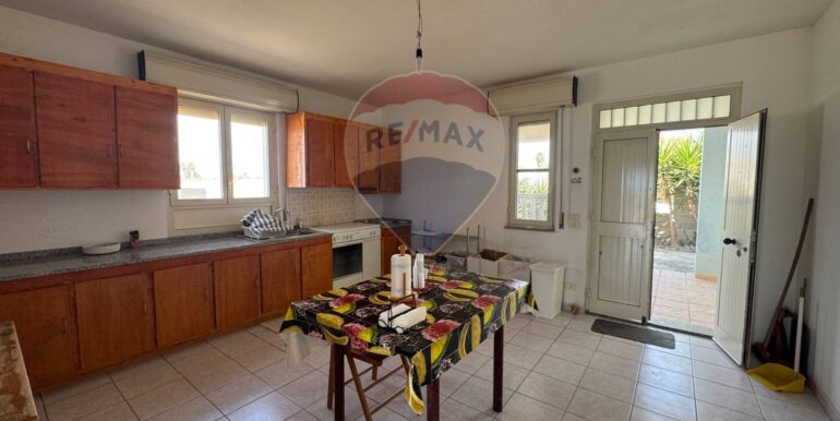 2025092985338-988768-17