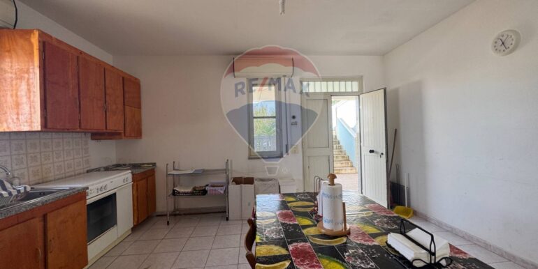 2025092985340-988768-18