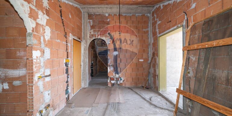 20250930100923-947586-16