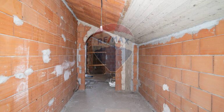 20250930100930-947586-19