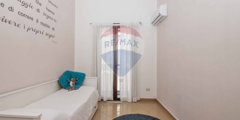 20250930101405-989425-22