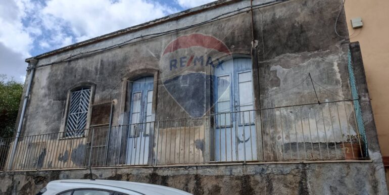 2025093010833-989406-1