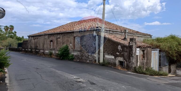 2025093010841-989406-3