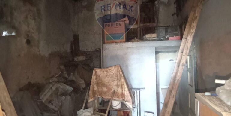 2025093010916-989406-13