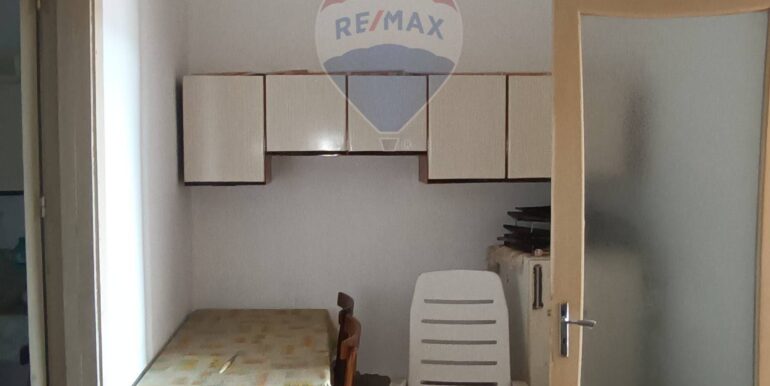 2025093010931-989406-19