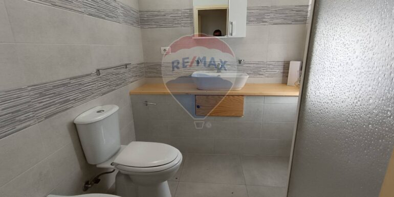 20250930125057-989534-16