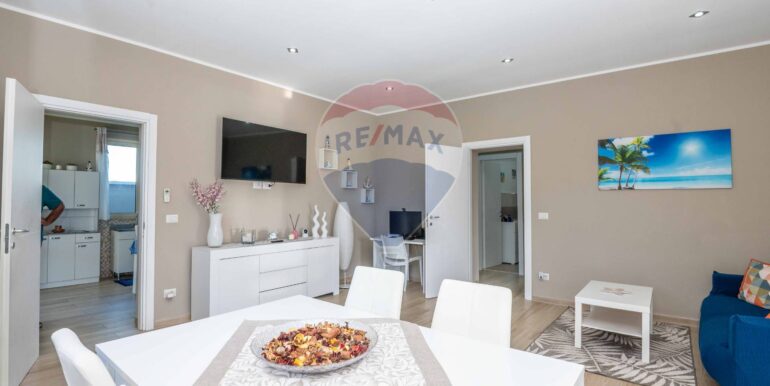 20250930145839-989441-6