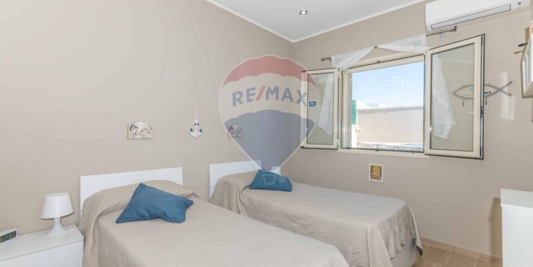 20250930145856-989441-11