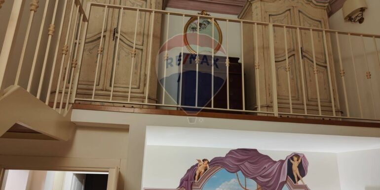 20250930182519-990750-10