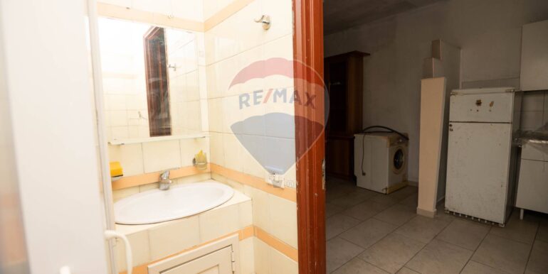 20250930184315-990759-11