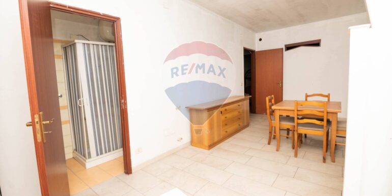 20250930184315-990759-14