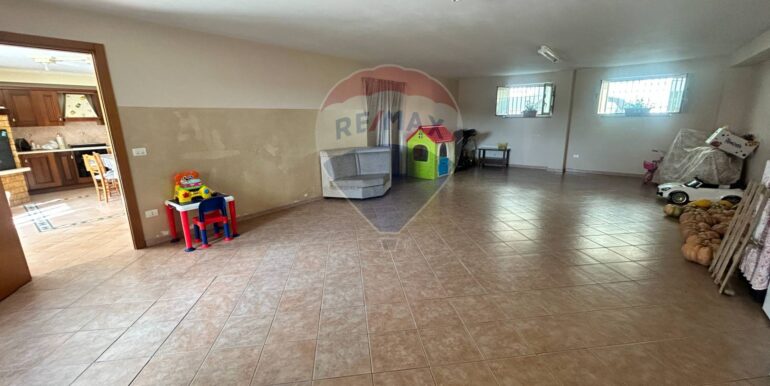 20250930190811-987471-4