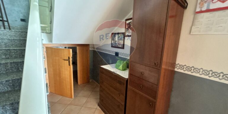 20250930190836-987471-11