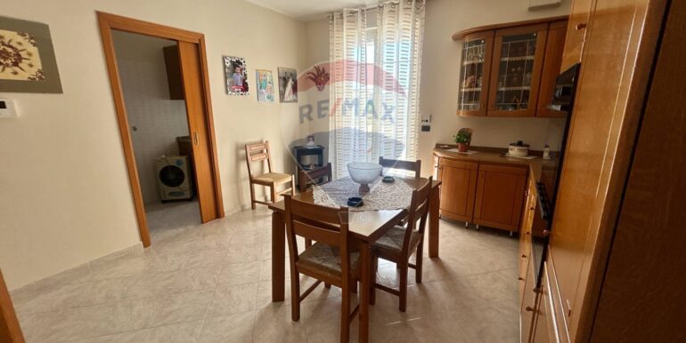 20250930190855-987471-16