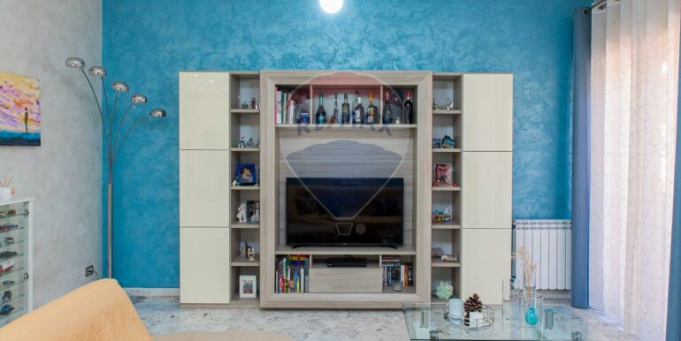 20250930223925-990795-3