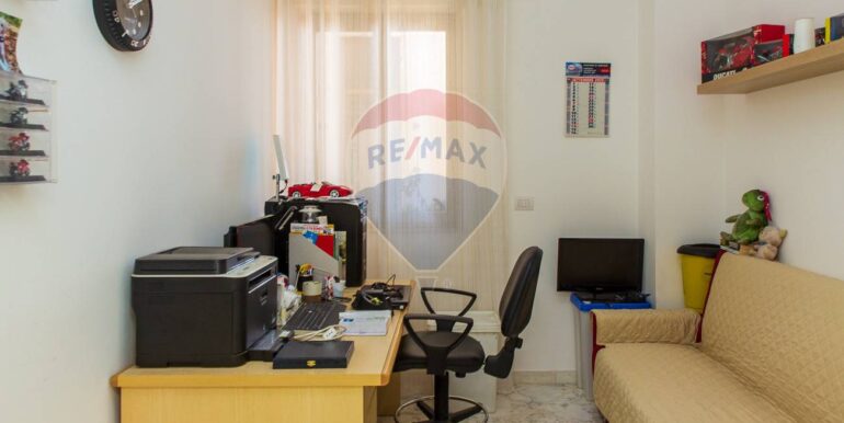 20250930224039-990795-19