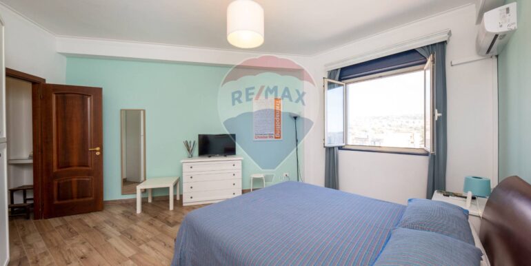 2025093093322-987496-9