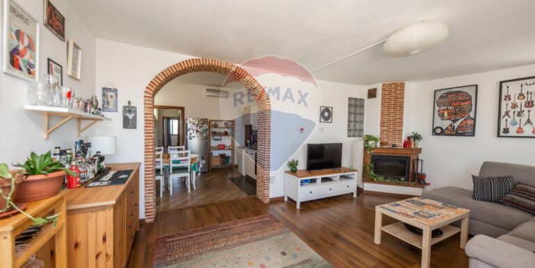 2025093093355-987496-20