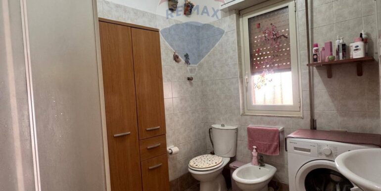 20251001100228-989040-4