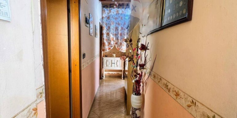 20251001100233-989040-6