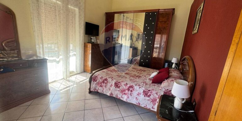 20251001100236-989040-7