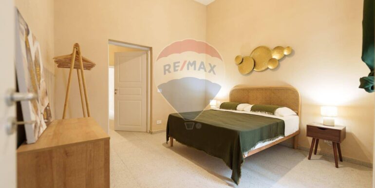 20251001101325-976825-28