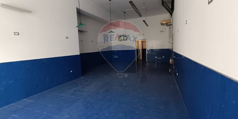 20251001104708-990829-7