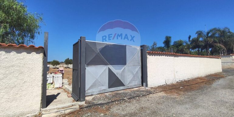 20251001105514-988863-2