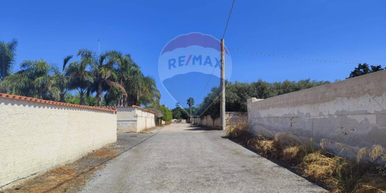 20251001105520-988863-4